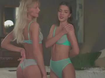 Freechat _2strangers on Chaturbate