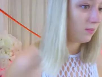 Freechat _b00bss_ on Chaturbate