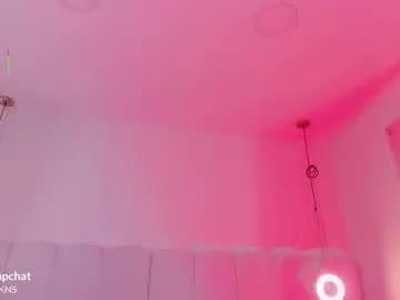 Freechat _huge_boobs_ebony on Chaturbate