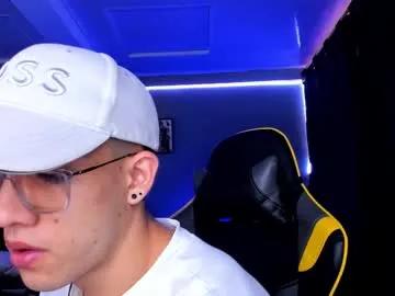 Freechat alexgiraldo__ on Chaturbate