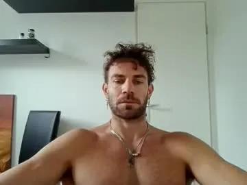 Freechat alphah_hunk on Chaturbate
