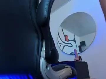 anders_x — Cum show in public !  [777 tokens left] #feet #party #socks #uncut #beard