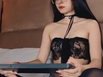 Freechat angelinepossy on Chaturbate