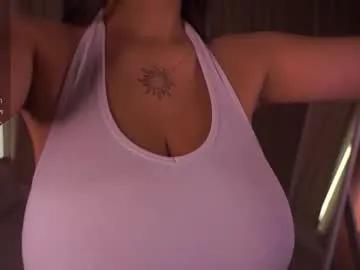 Freechat anuricbriny on Chaturbate