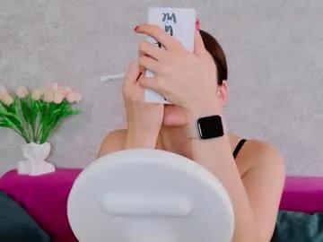 Freechat arielstonks_lovee on Chaturbate