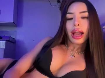 Freechat asianhugecockcindy on Chaturbate