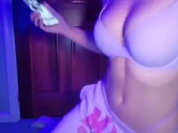 Freechat babyaves on Chaturbate