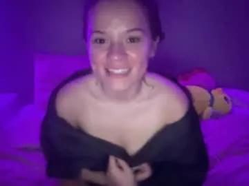 Freechat babyaves on Chaturbate