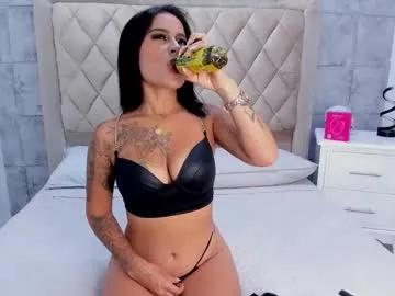 betanymiller — Sexy brunette girl is so horny rigth now, come and taste my litte pussy  #lovense #squirt #bigboobs #bigass #natural [247 tokens remaining]