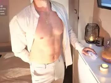 Freechat boiteasex on Chaturbate