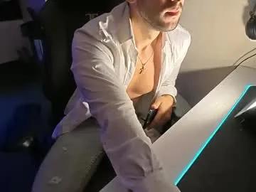 Freechat boiteasex on Chaturbate