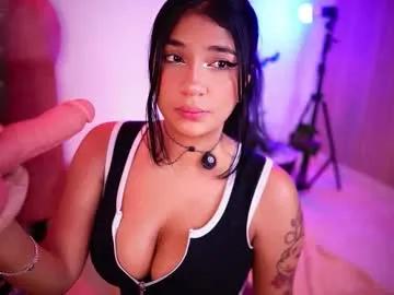 Private cherrygh_ on Chaturbate