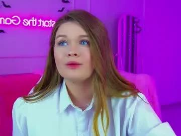 Freechat crystallyons on Chaturbate