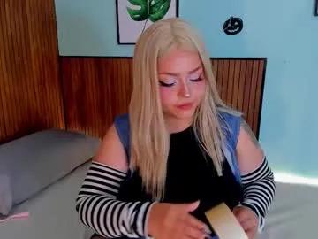 Freechat curvy_rousi on Chaturbate