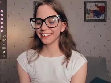 Freechat cutefluffy on Chaturbate