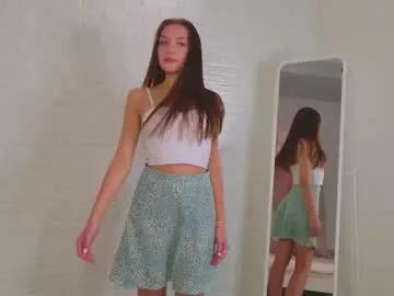 Freechat cutiewuwu on Chaturbate