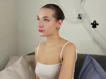 Freechat cutiewuwu on Chaturbate