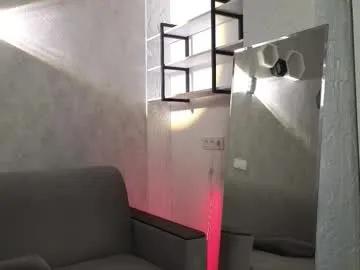 elliot_muscle04 — Goal: CUM Show + Oil [3790 tokens remaining]