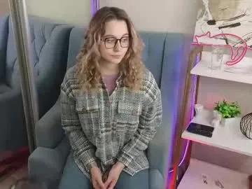 Freechat faecavaness on Chaturbate