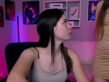 Freechat flora_ri on Chaturbate