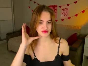 Freechat fridacure on Chaturbate