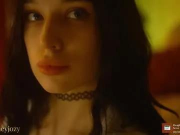 Freechat horneyjozy on Chaturbate