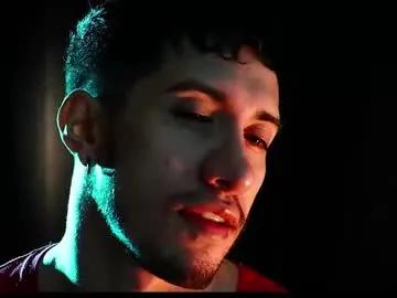 Freechat hotlatinking on Chaturbate