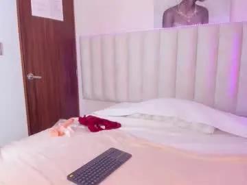 Freechat isabella_crofts on Chaturbate