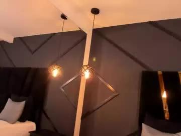 Freechat julieta_rose__ on Chaturbate