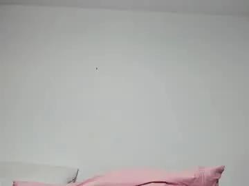 Freechat justahornywife on Chaturbate