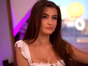 Freechat kaylabray on Chaturbate