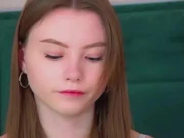 Freechat keiraace on Chaturbate