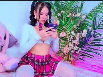 Freechat kinky_karo on Chaturbate