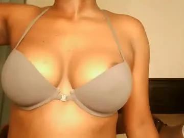Freechat kinky_lola1 on Chaturbate
