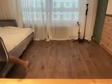 Freechat kirafatex on Chaturbate