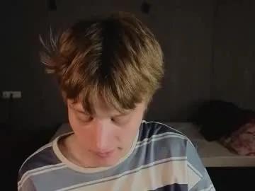 Freechat louie_evans on Chaturbate