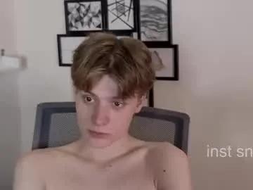 Freechat louie_evans on Chaturbate