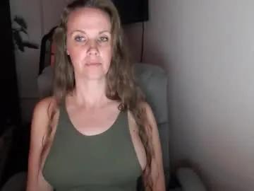 Freechat love_on_ on Chaturbate