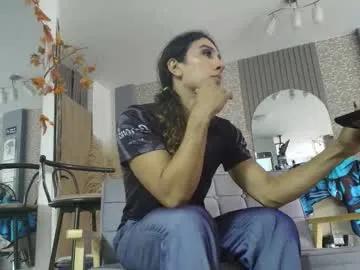 maggie_fit — start  #colombia #fit #femboy #muscle #bigcock [50 tokens left]