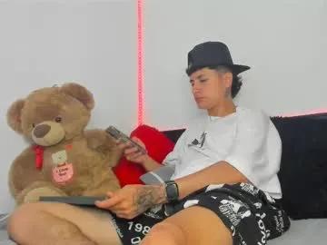 Freechat mateo_escobar on Chaturbate