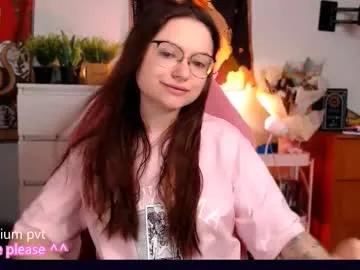 Freechat me_hanna on Chaturbate