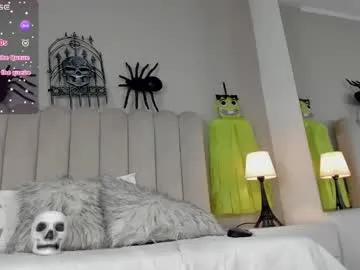 Away melanie_hillz on Chaturbate