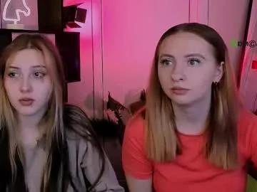 Freechat mila_glow on Chaturbate