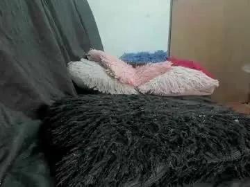 Freechat nasha__brown on Chaturbate