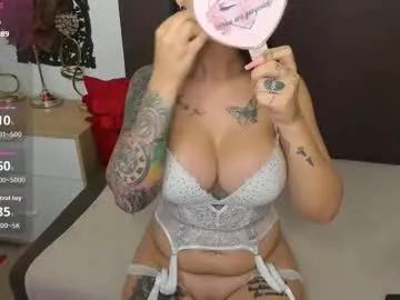 Freechat naughtycleo on Chaturbate