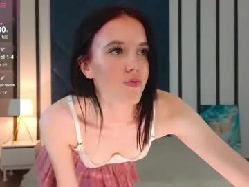 Freechat nora_fade on Chaturbate