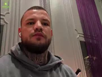 Freechat oliversport on Chaturbate