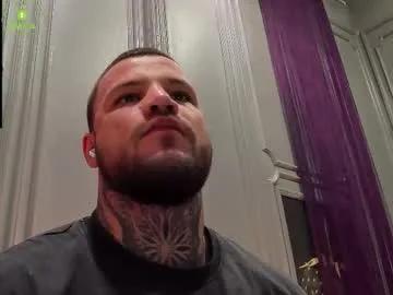 Freechat oliversport on Chaturbate