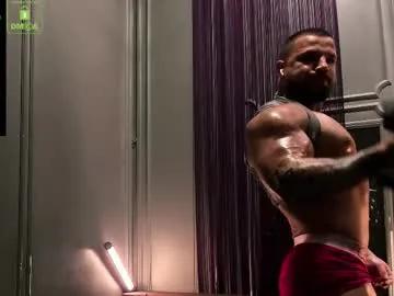 Freechat oliversport on Chaturbate