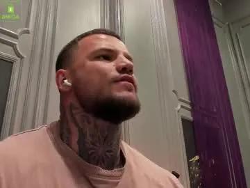 Freechat oliversport on Chaturbate